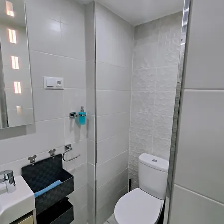 Minerva With Views Of The Sea And Apartment Benalmadena